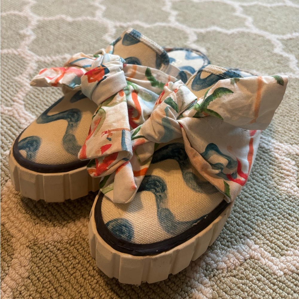 Farm Rio Slip On Shoes size 7